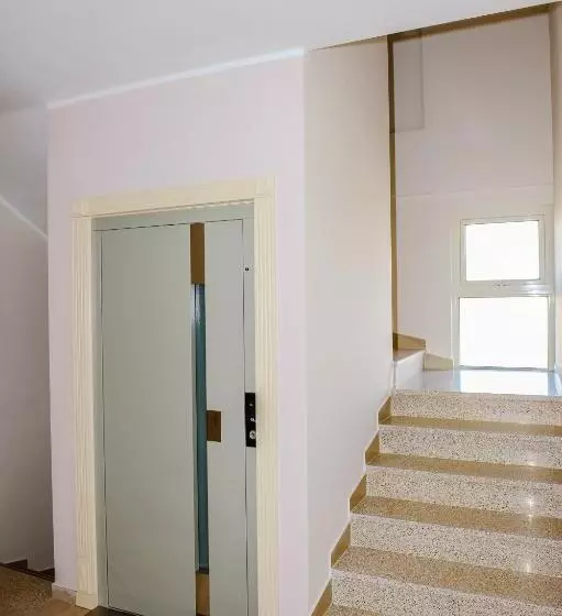 Hotel 045