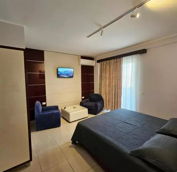 Hotel 045