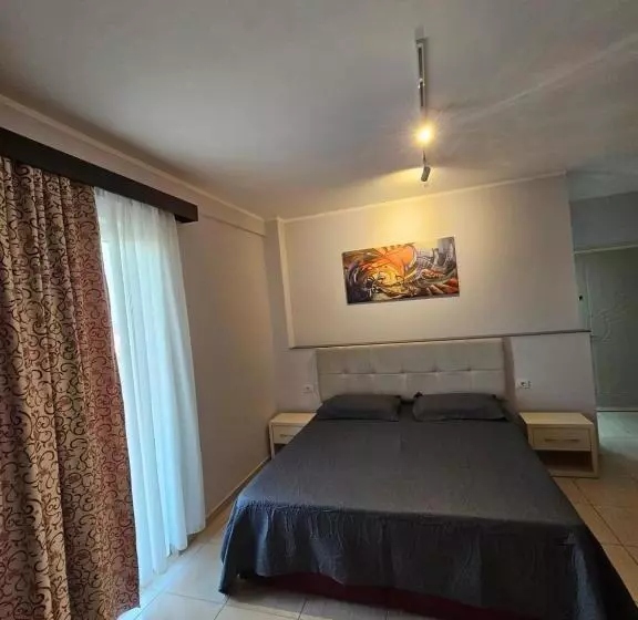 Hotel 045