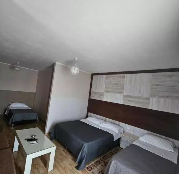 Hotel 045