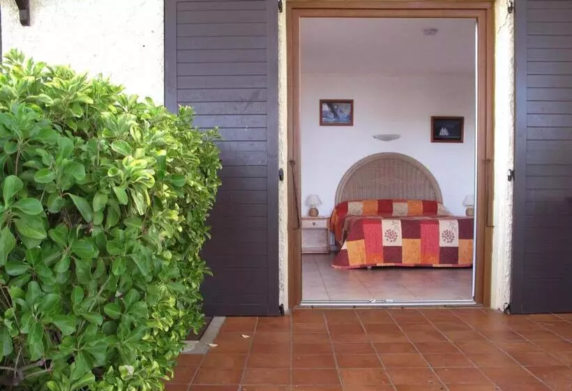 هتل Domaine De Saint Pierre