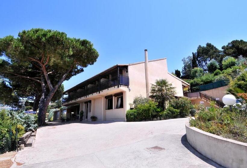 فندق Domaine De Saint Pierre