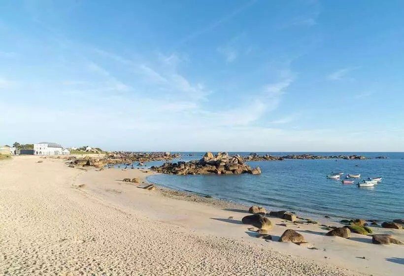 Hotelli Hôtel De La Mer & Spa