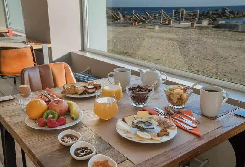 Hotelli Hôtel De La Mer & Spa