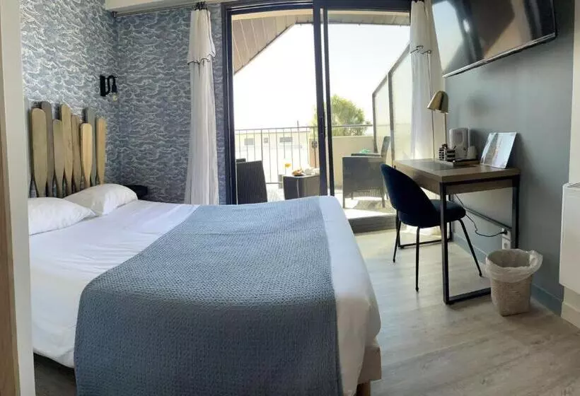 ホテル Logis Hôtel Du Large