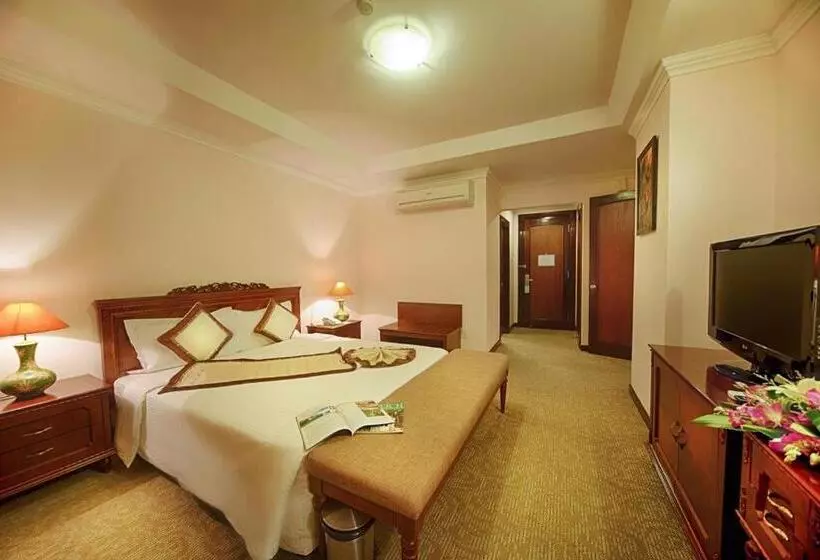 هتل Muong Thanh Grand Phuong Dong