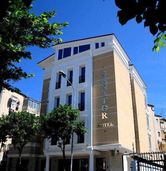 فندق Senator