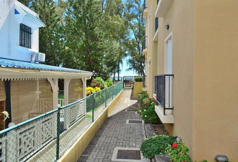 Paradya Beach Apartments