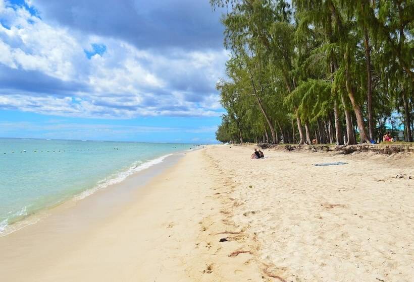 Paradya Beach Apartments