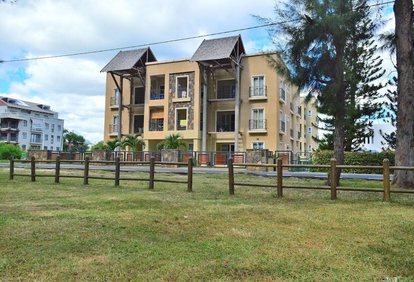 Paradya Beach Apartments