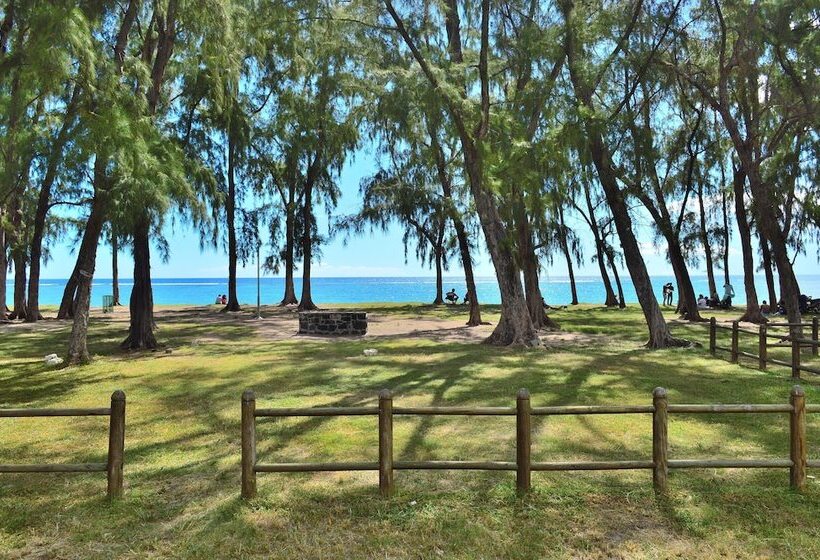 Paradya Beach Apartments