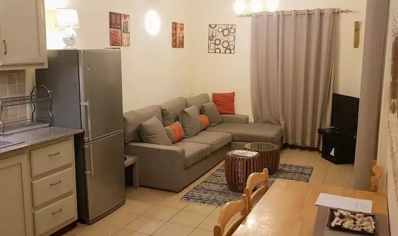 Paradya Beach Apartments