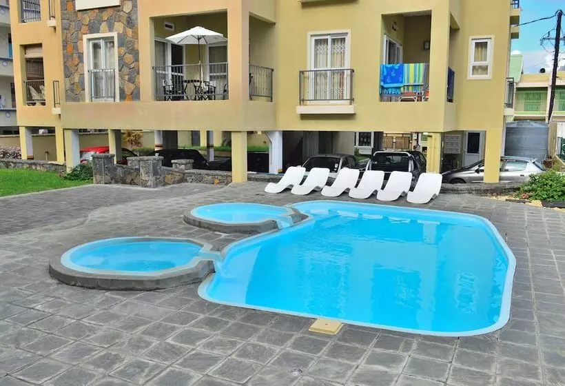 Paradya Beach Apartments