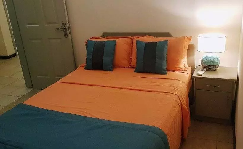 Paradya Beach Apartments