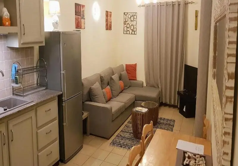 Paradya Beach Apartments
