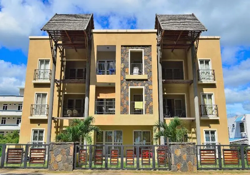 Paradya Beach Apartments