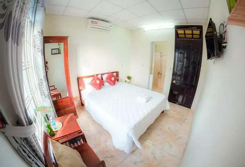 Rubis Hostel