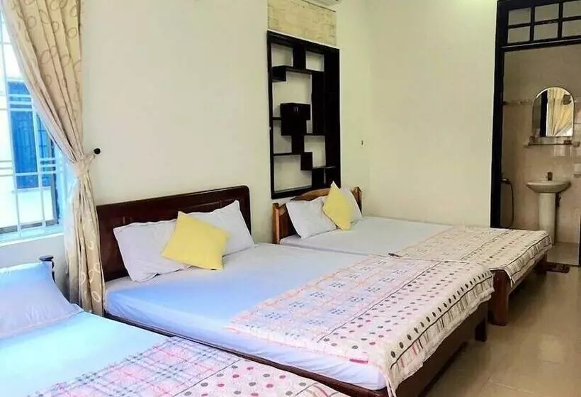 Rubis Hostel