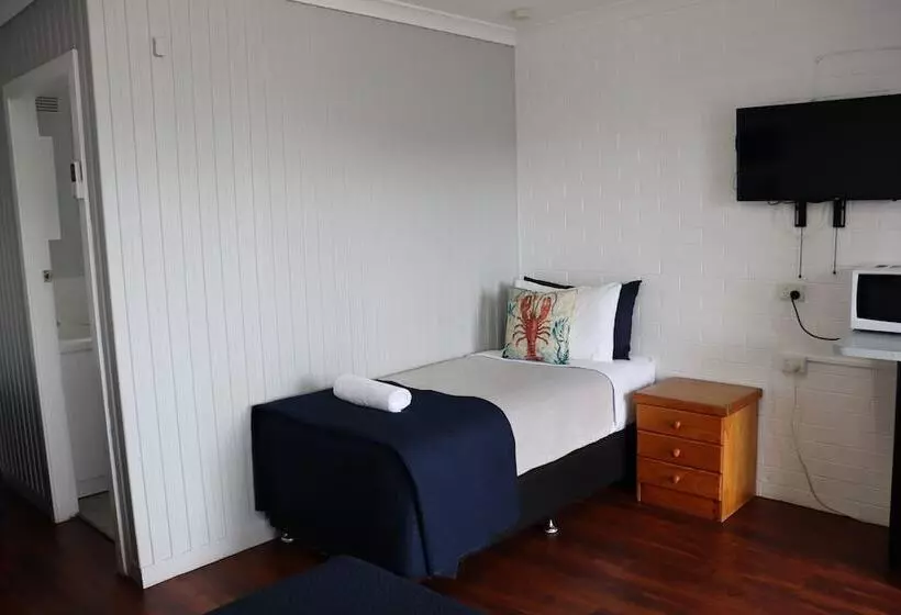 Almare Tourist Motel