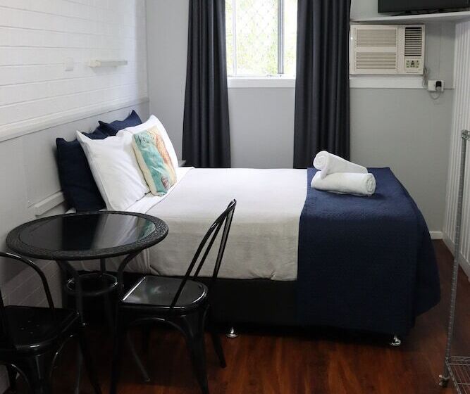 Almare Tourist Motel