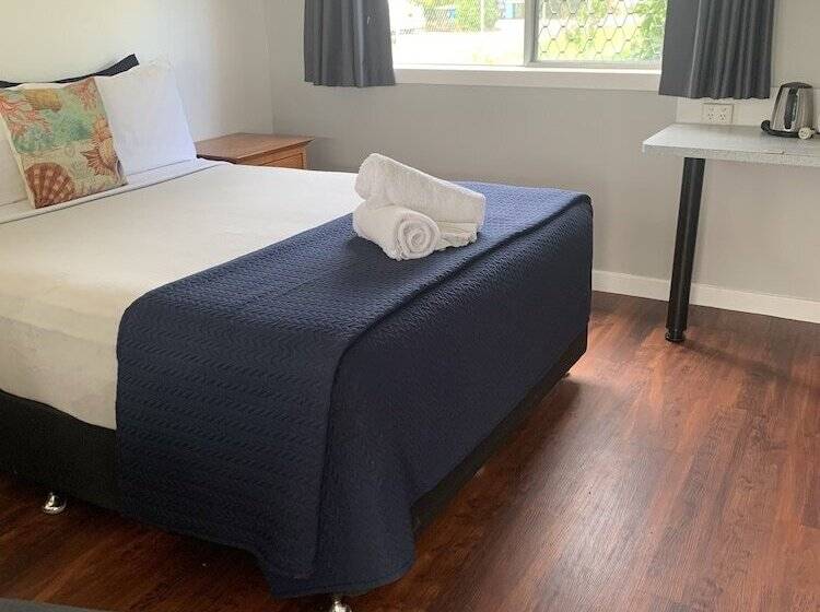 Almare Tourist Motel