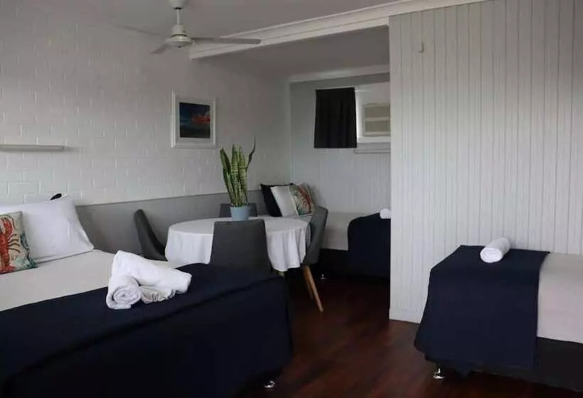 Almare Tourist Motel