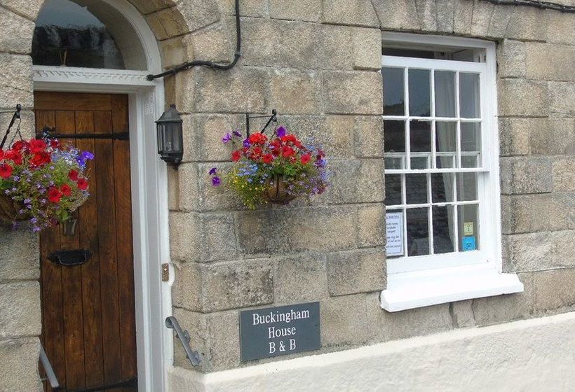 تختخواب و صبحانه Buckingham House