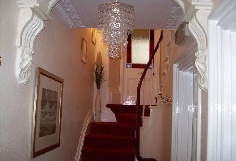تختخواب و صبحانه Buckingham House