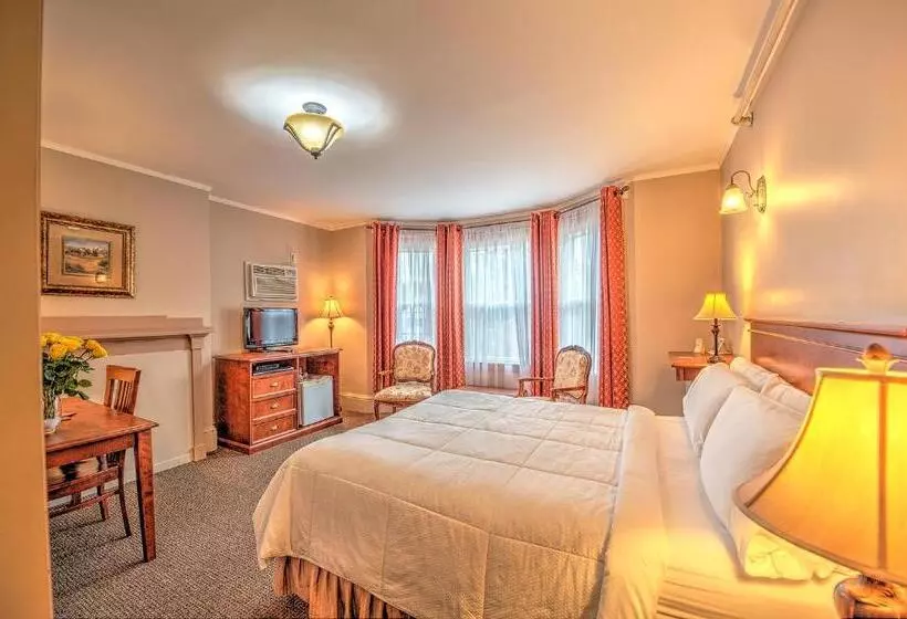 تختخواب و صبحانه The Sonata Inn