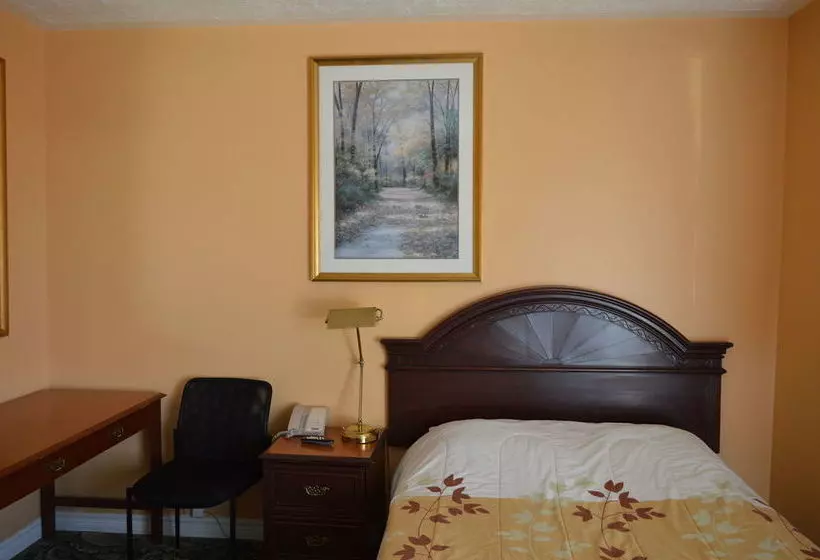 East Court Motel