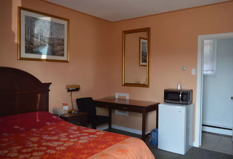 East Court Motel