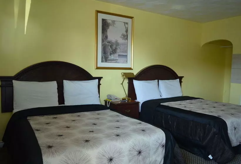 East Court Motel