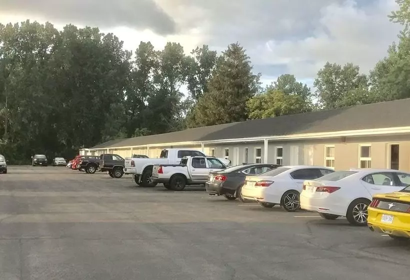 East Court Motel