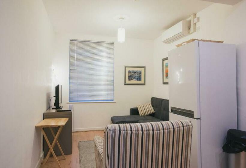 Home Sweet Home By Paymán Club