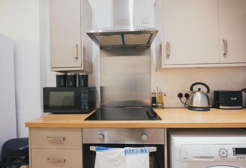 Home Sweet Home By Paymán Club