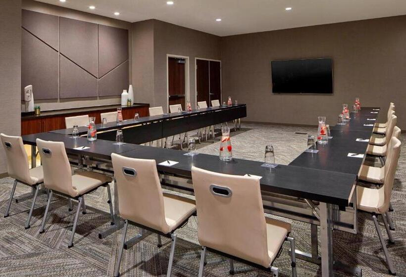 Ac Hotel By Marriott Portland Downtown, Or