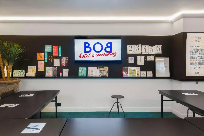 Hotel Bob