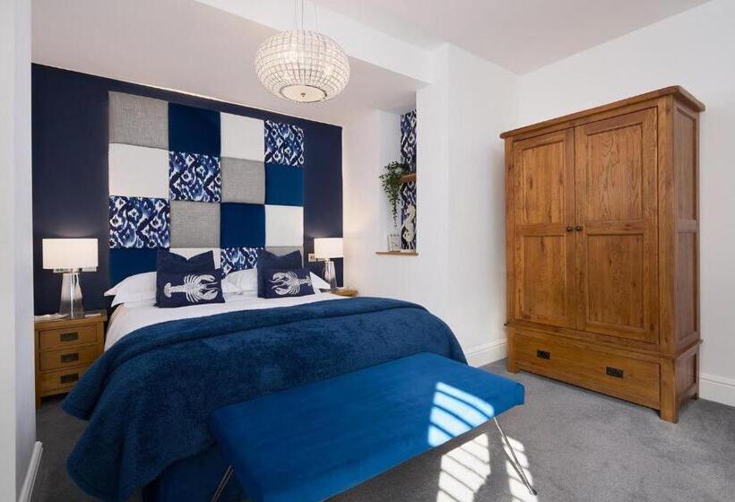 Channel View Boutique Hotel Adults Only