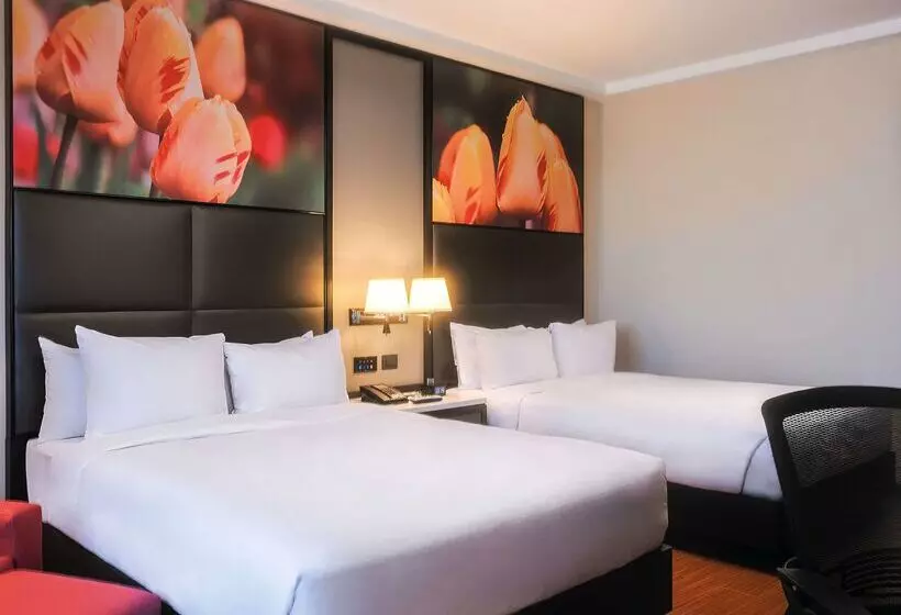 هتل Hilton Garden Inn Lima Surco, Peru