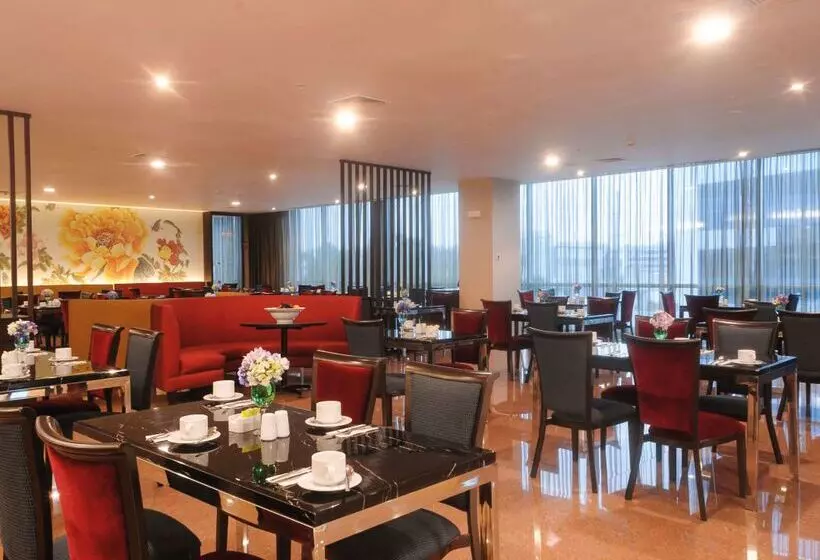 هتل Hilton Garden Inn Lima Surco, Peru