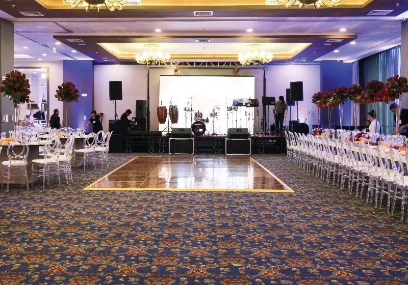 هتل Hilton Garden Inn Lima Surco, Peru