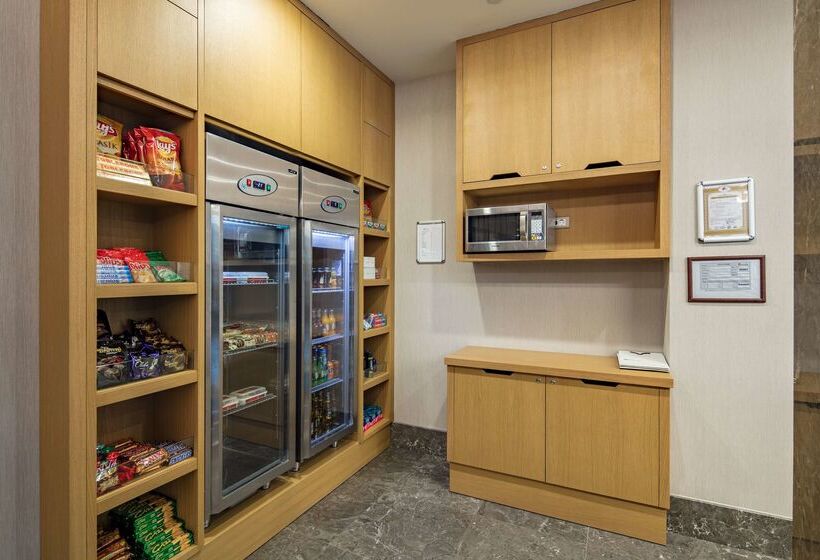 Отель Hilton Garden Inn Safranbolu