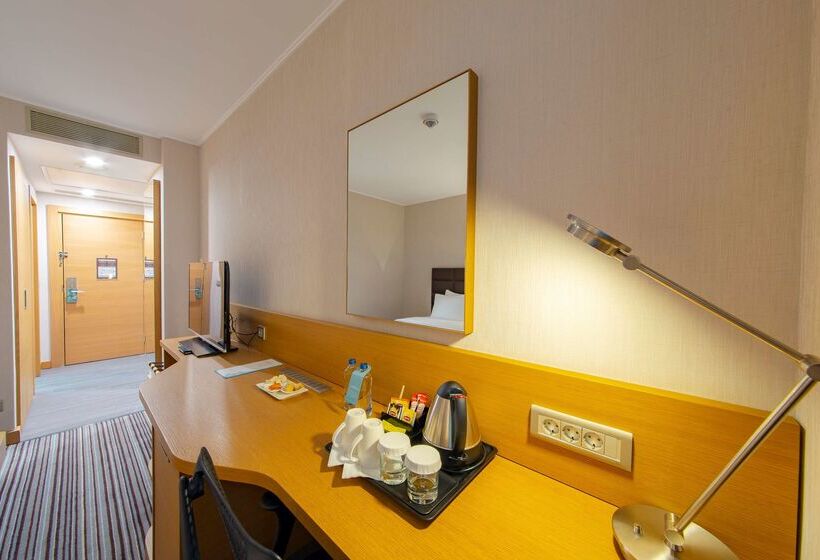 Отель Hilton Garden Inn Safranbolu