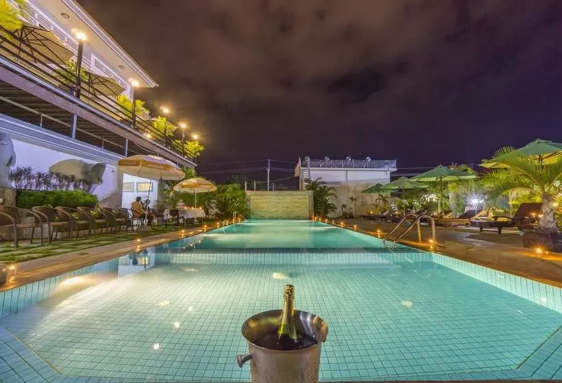 هتل Angkor Magic Tree Cambodia