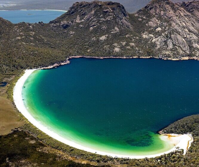 Отель Big4 Iluka On Freycinet