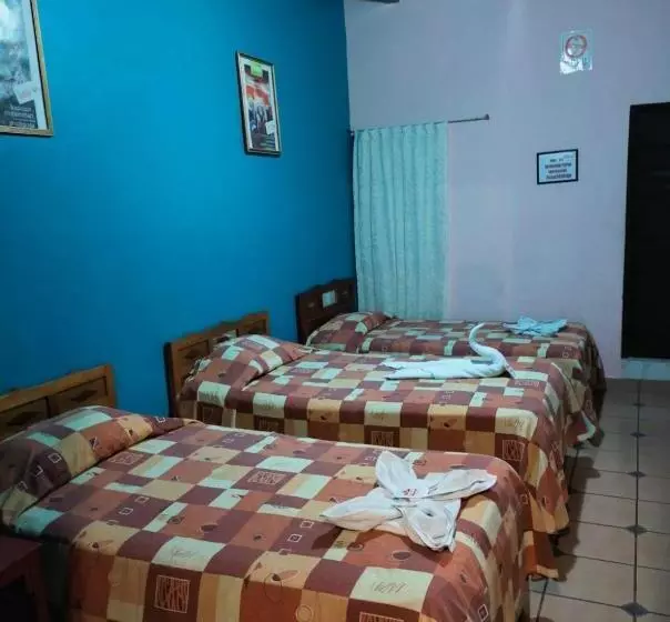 Hotelli Lirice Colonial