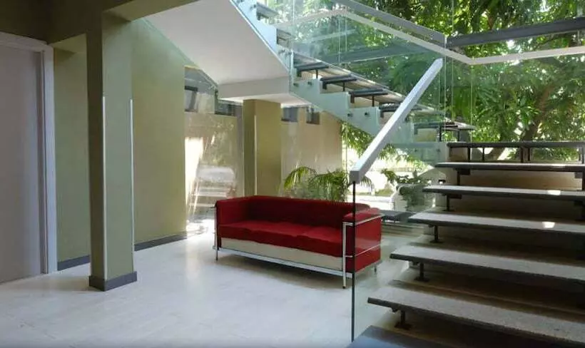 Hotel Magno Suites