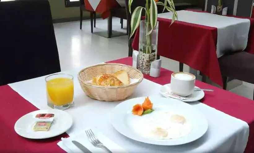 Hotel Magno Suites
