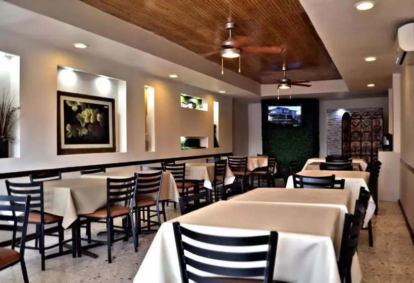 هتل Royal Inn