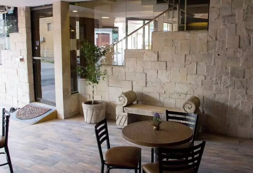 هتل Royal Inn